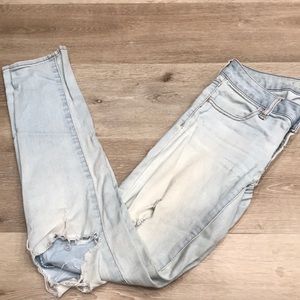 American Eagle Outfitter Distressed Jeggings